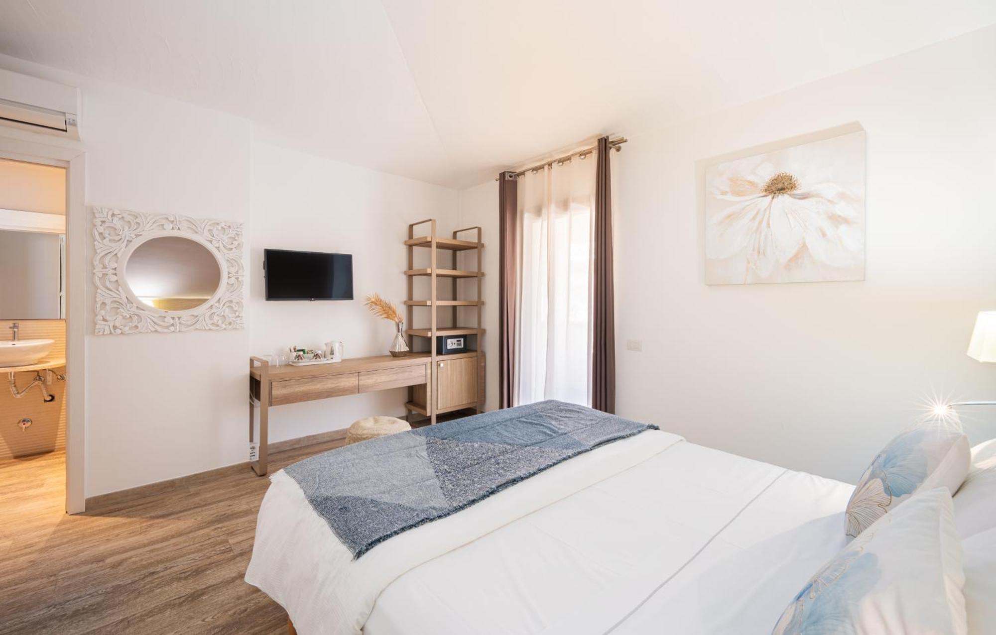 Suimi's Hotel 3*