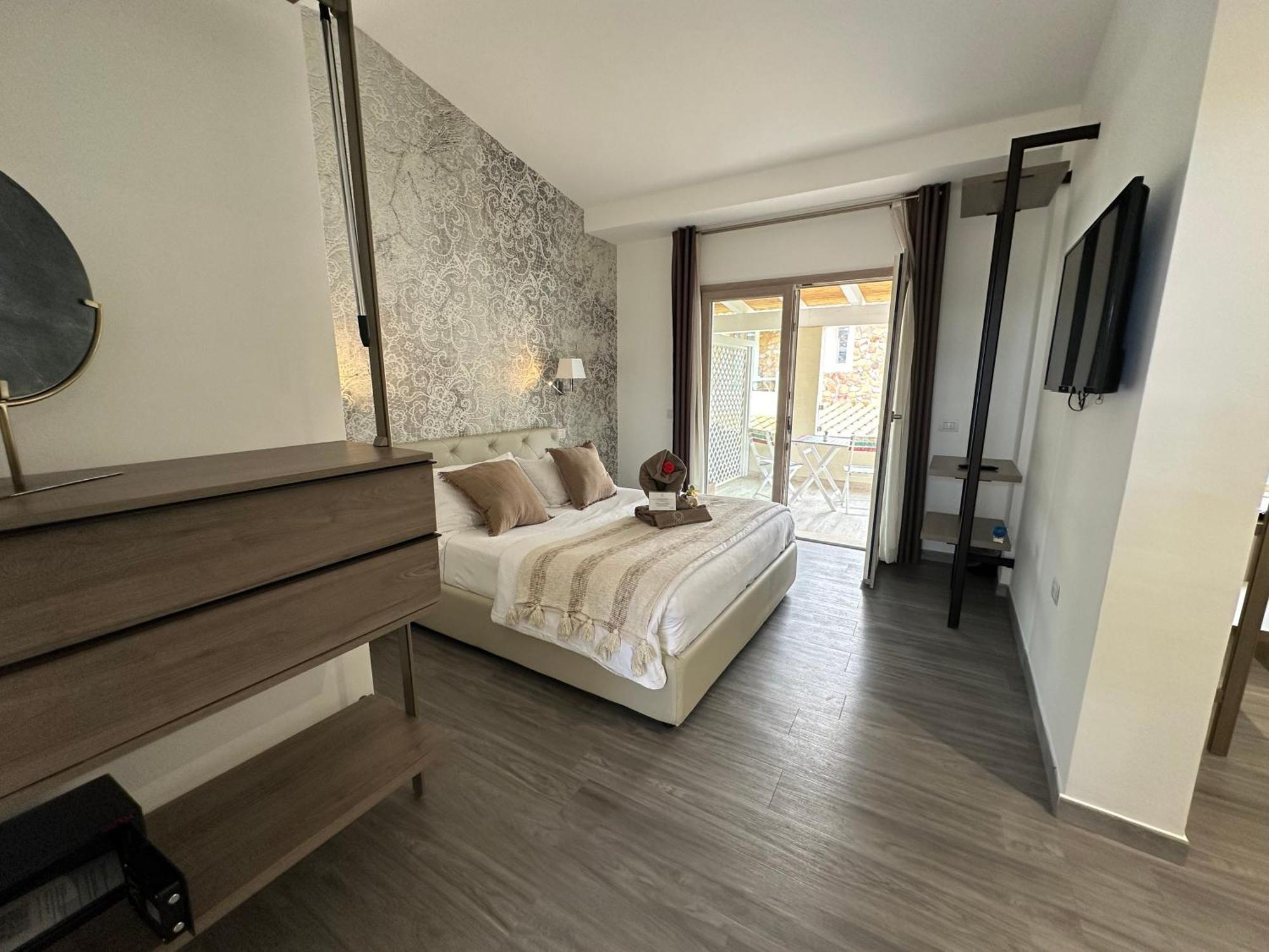 Suimi's Hotel 3*